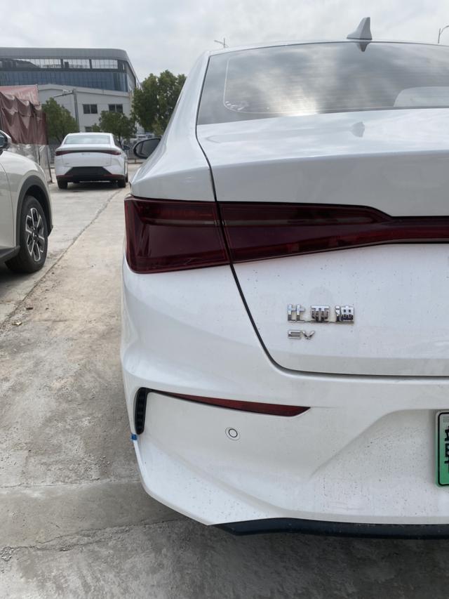 BYD e3 2022 #14 BYD e3 2022 car image #14