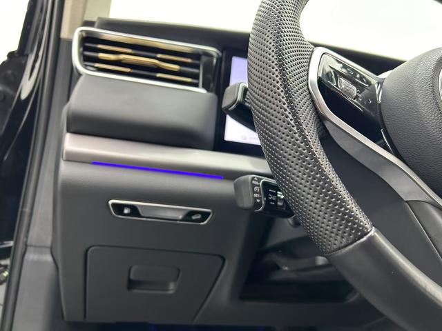 HongQi HS7 PHEV 2024 #14 HongQi HS7 PHEV 2024 car image #14