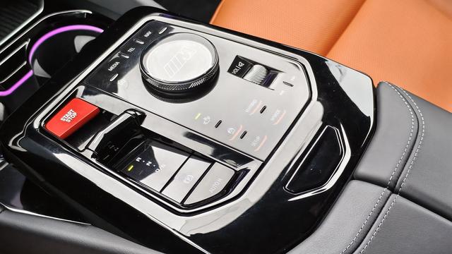 BMW M5 New Energy 2024 car image #14