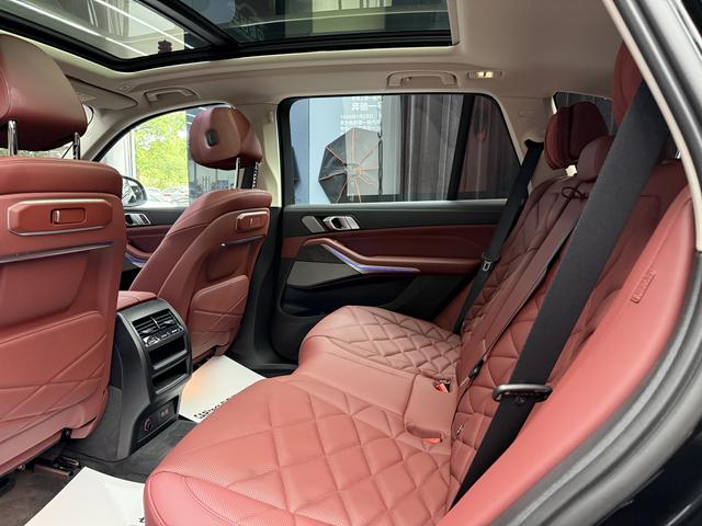 BMW X5 2024 #14 BMW X5 2024 صورة سيارة #14