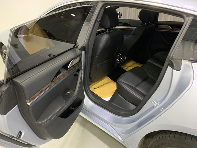 哪吒汽车 哪吒S 2023 汽车图片 #14