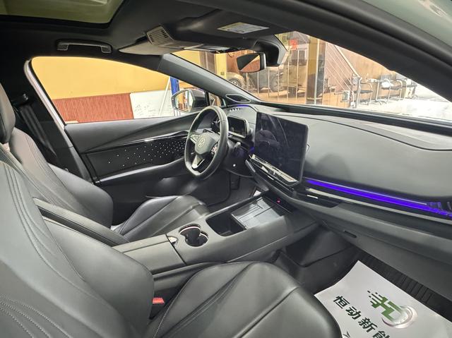 Volkswagen ID.UNYX 06 2024 image de voiture #14