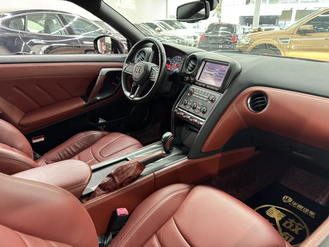 日产 日产GT-R 2015 汽车图片 #14