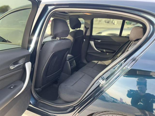 BMW 1 Series (Imported) 2012 car image #14