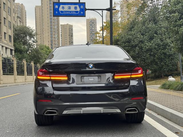 BMW M8 2021 #14 BMW M8 2021 car image #14