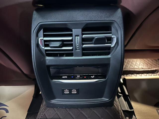 BMW M235L 2023 #14 BMW M235L 2023 car image #14