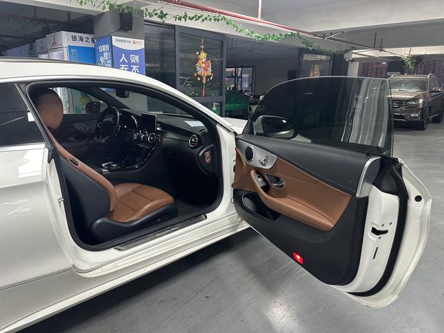 Mercedes-Benz Viano (Imported) 2016 immagine di auto #14