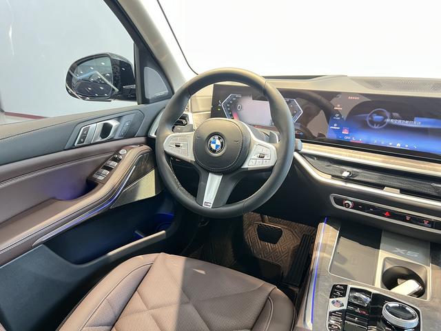 BMW X5 2023 #14 BMW X5 2023 صورة سيارة #14