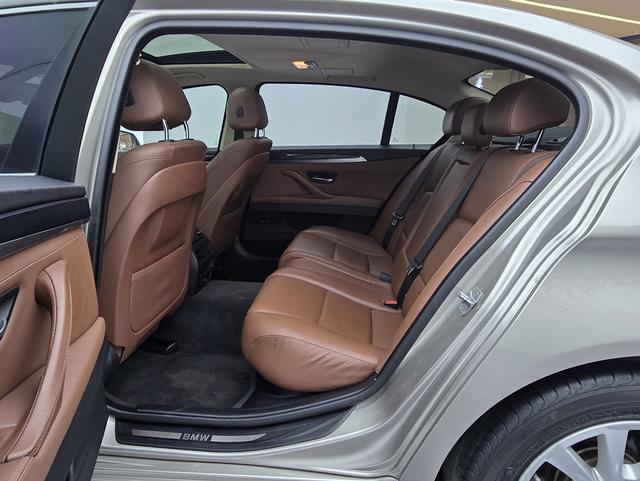 BMW i4 M50 2016 car image #14