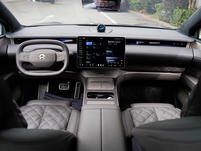 蔚来 蔚来ET9 2025 汽车图片 #14