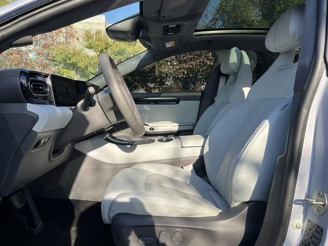 零跑汽车 零跑C01 2023 汽车图片 #14