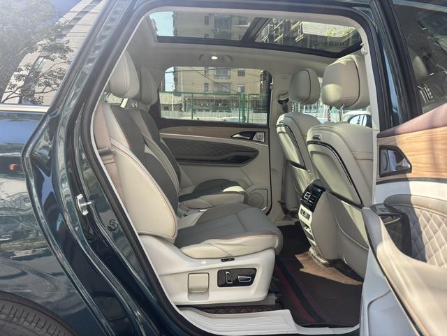 Forthing Yacht 2023 #14 Forthing Yacht 2023 car image #14