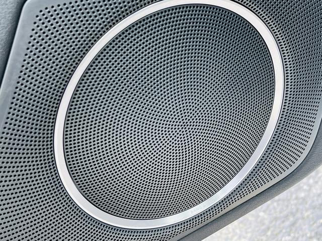 Audi A4 (Imported) 2016 car image #14