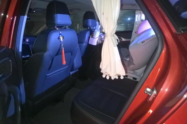 MG 6 New Energy 2018 car image #14