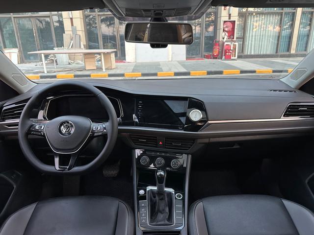 Volkswagen Sagitar 2022 immagine di auto #14