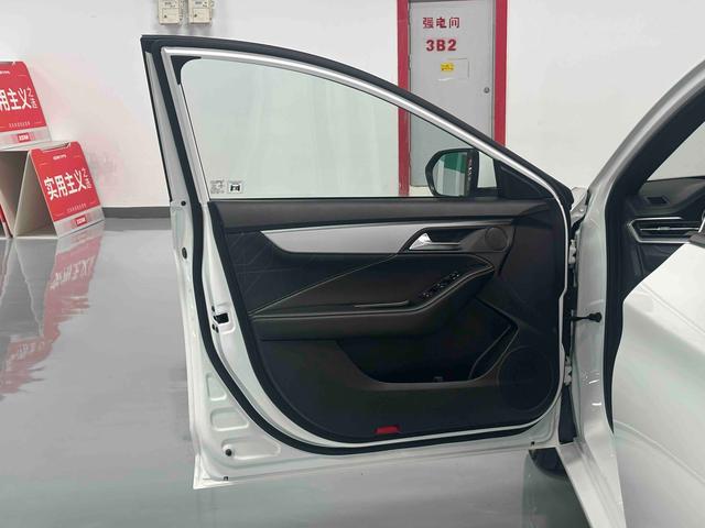 JAC A5 PLUS 2024 #14 JAC A5 PLUS 2024 صورة سيارة #14