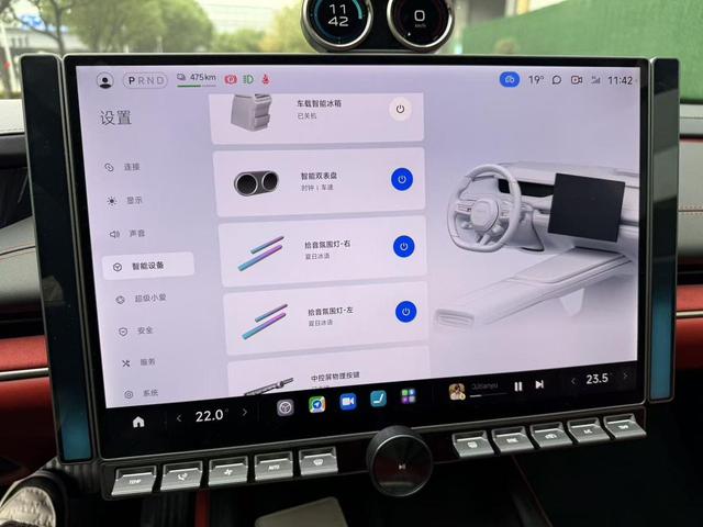 MI 2025 car image #14