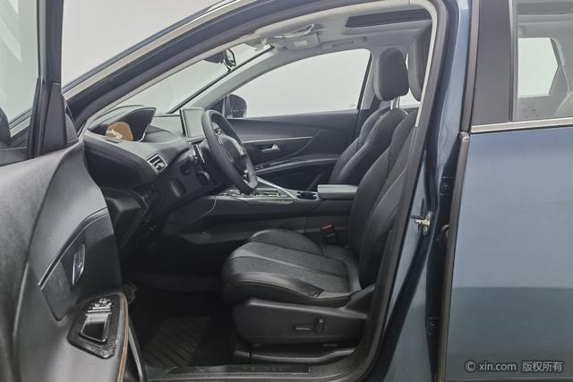 Peugeot 5008 2017 car image #14