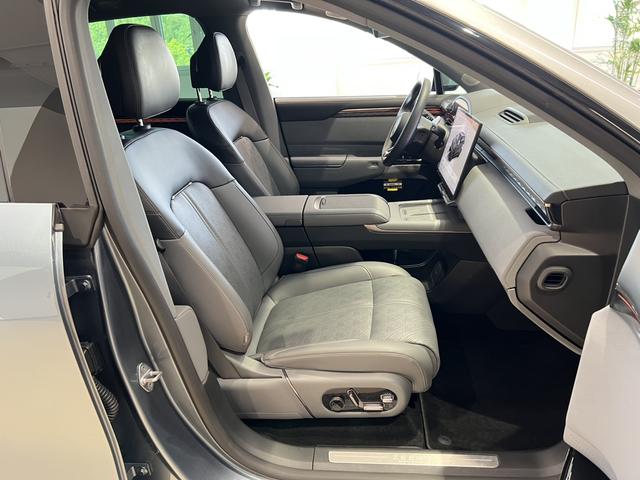 Zeekr 7X 2024 car image #14