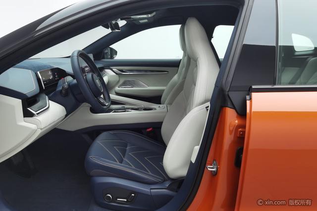 Zeekr 2023 car image #14