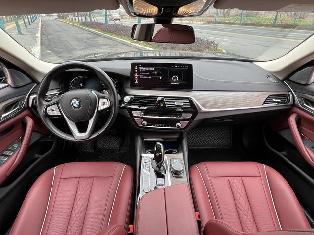 BMW 5 Series 2021 #14 BMW 5 Series 2021 car image #14