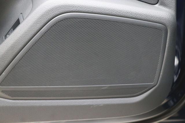 Audi A7L 2023 immagine di auto #14