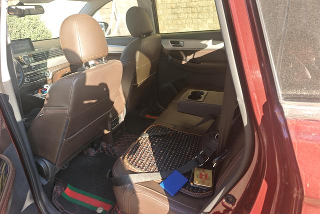 Forthing JOYEAR X5 2018 car image #14