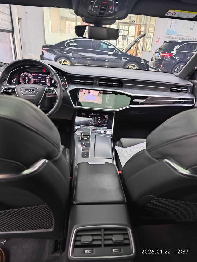 Audi A6L 2019 car image #14