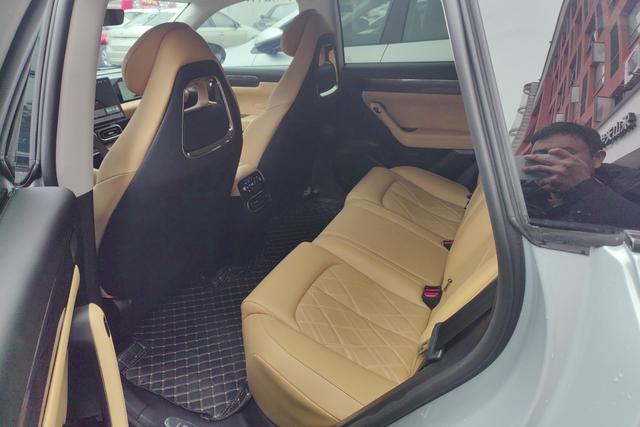 Leapmotor C11 2024 car image #14