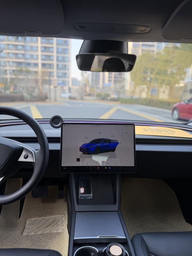 Tesla Model 3 2024 #14 Tesla Model 3 2024 car image #14