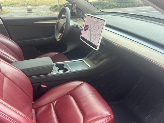 Tesla 2021 immagine di auto #14