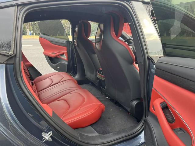 MI SU7 2024 car image #14