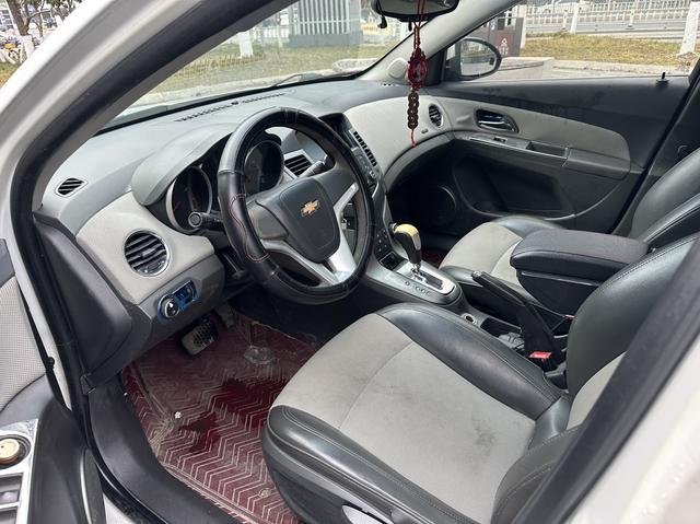 Chevrolet Cruze 2013 #14 Chevrolet Cruze 2013 immagine di auto #14