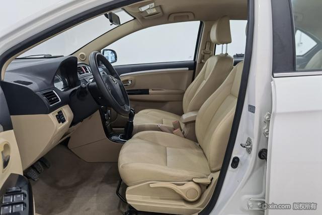 Great Wall C30 2014 imagem de carro #14