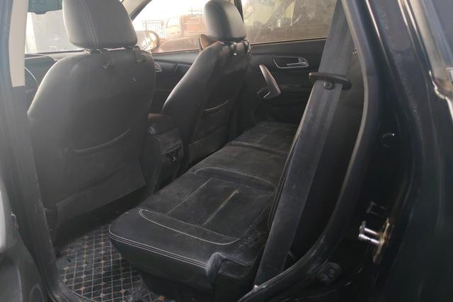 SWM斯威汽车 SWM斯威X7 2017 #14 SWM斯威汽车 SWM斯威X7 2017 汽车图片 #14