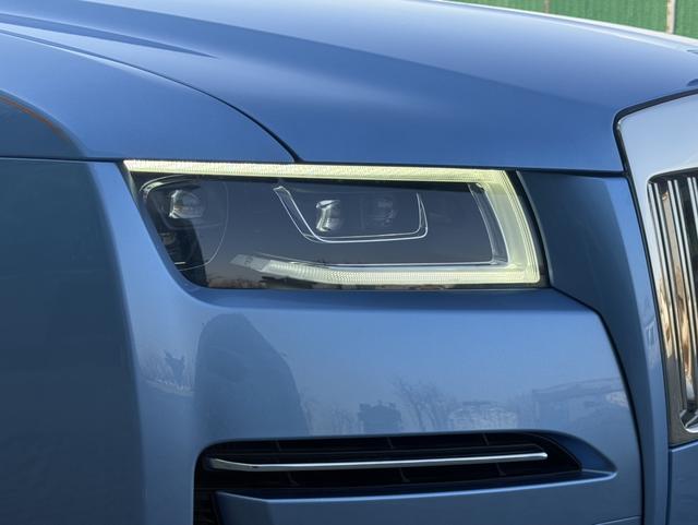 劳斯莱斯 古思特 2023 汽车图片 #14