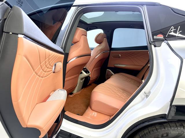 Deepal S07 2023 car image #14