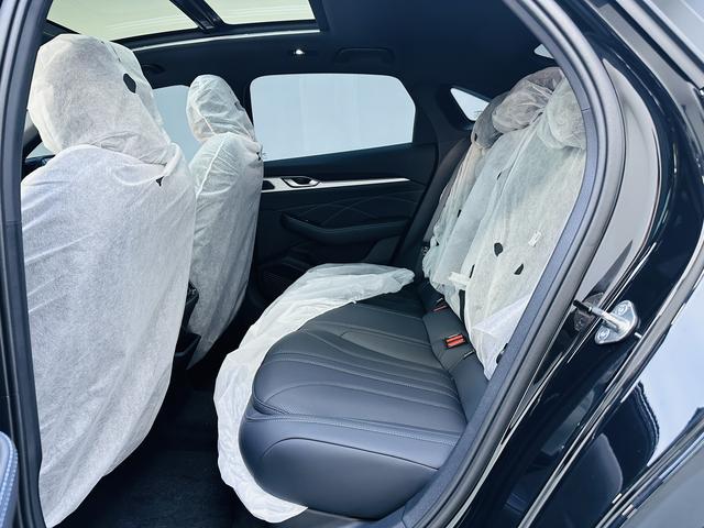 GEELY Preface 2026 #14 GEELY Preface 2026 car image #14