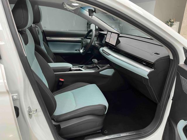 GEELY Emgrand L 2022 صورة سيارة #14