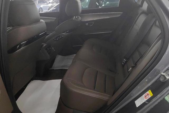 BYD Han 2022 صورة سيارة #14