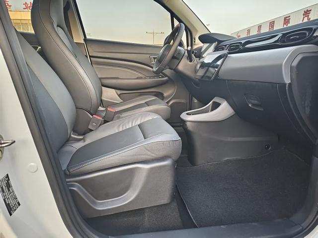 零跑汽车 零跑T03 2021 汽车图片 #14