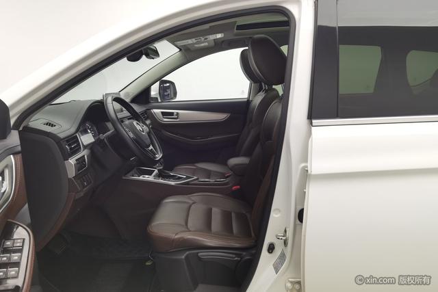 Forthing JOYEAR X5 2017 изображение автомобиля #14