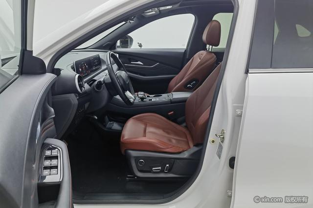 Forthing T5 EVO 2022 imagen de coche #14