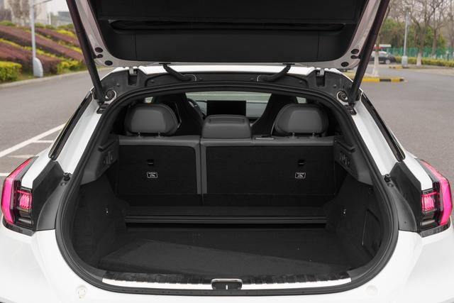 极氪 极氪001 2025 汽车图片 #14