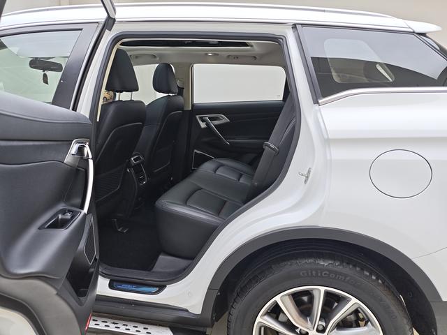 GEELY Boyue 2018 image de voiture #14