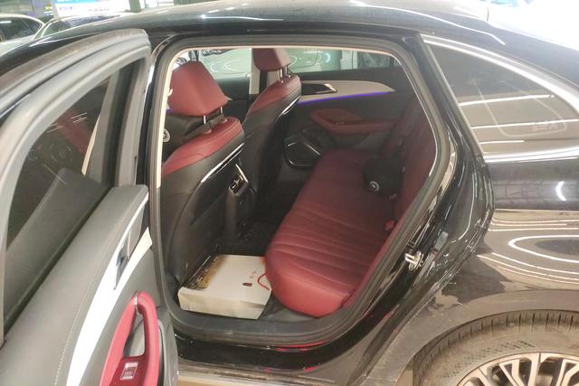 HongQi H5 2025 car image #14