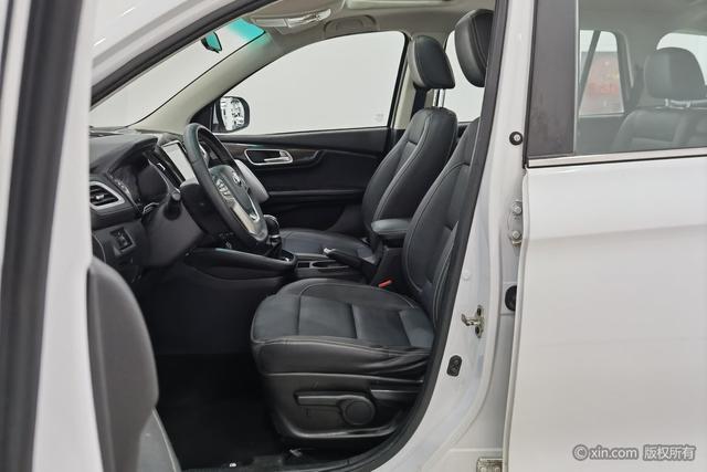 SWM斯威汽车 SWM斯威X7 2019 汽车图片 #14