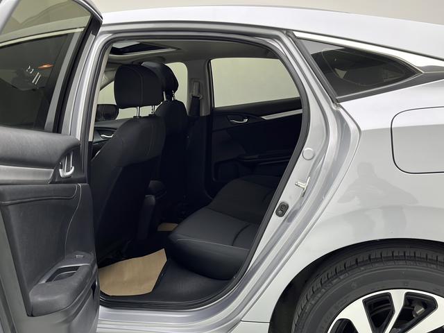 Honda Civic 2019 car image #14