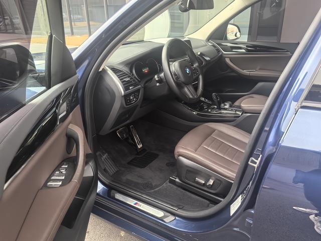 BMW X3 2018 imagem de carro #14