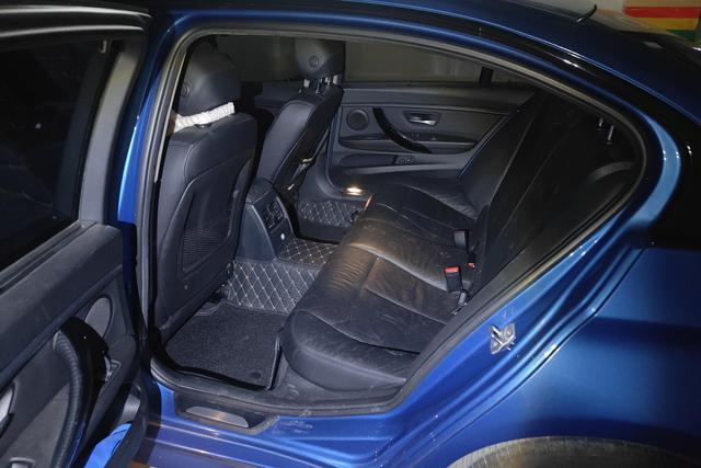 BMW 3 Series 2017 car image #14